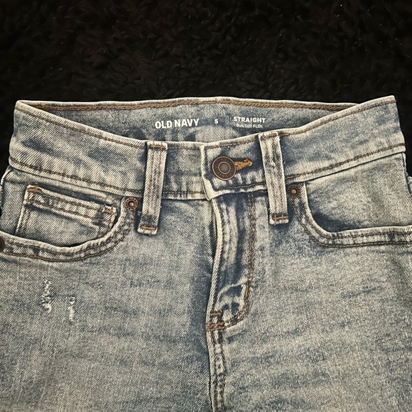 Old Navy Kids Straight Leg Light Wash Jeans - Picture 3 of 4